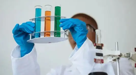 大脑“安慰剂效应”竟能调控疫苗效果？神经科学揭开免疫新密码